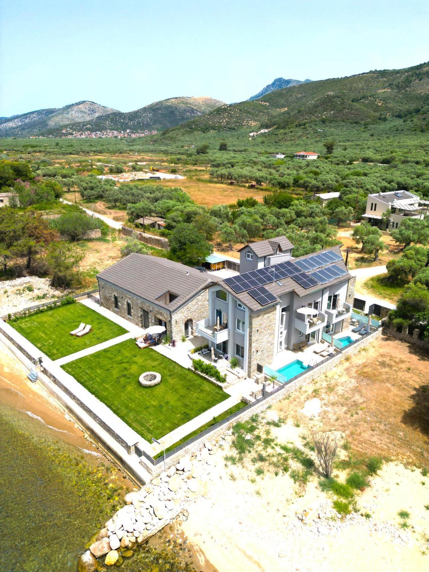Olive & Sea Luxury Suites Skala Sotiros Exterior photo