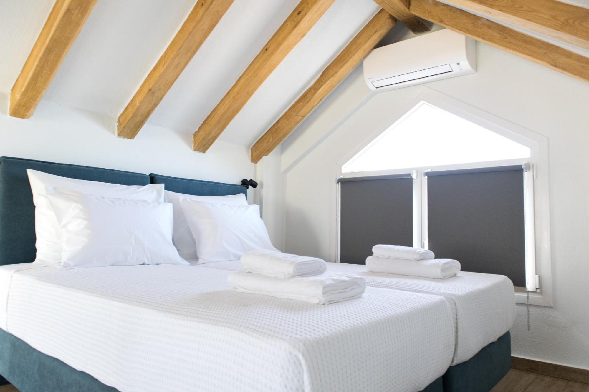 Olive & Sea Luxury Suites Skala Sotiros Exterior photo