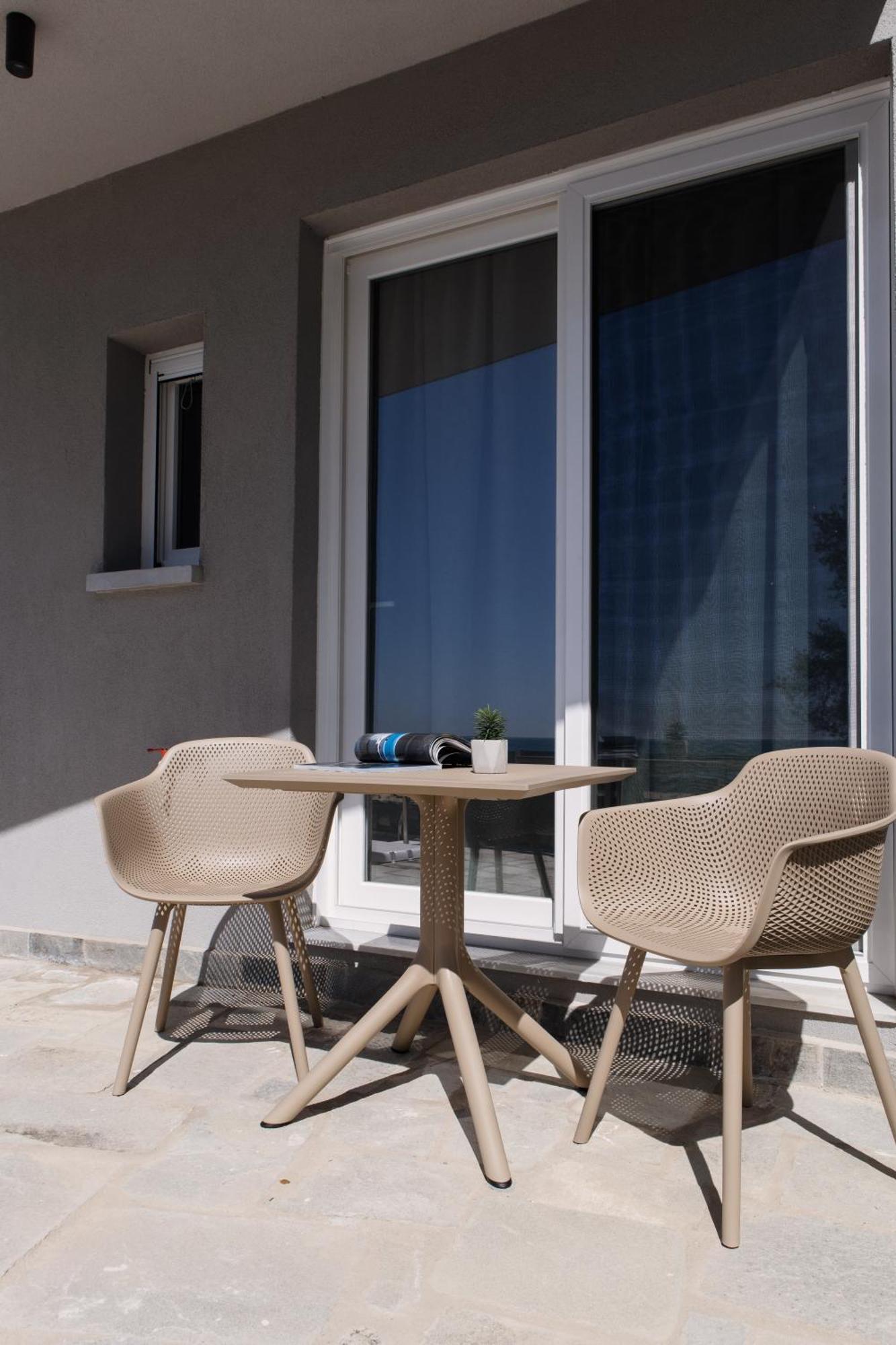 Olive & Sea Luxury Suites Skala Sotiros Exterior photo