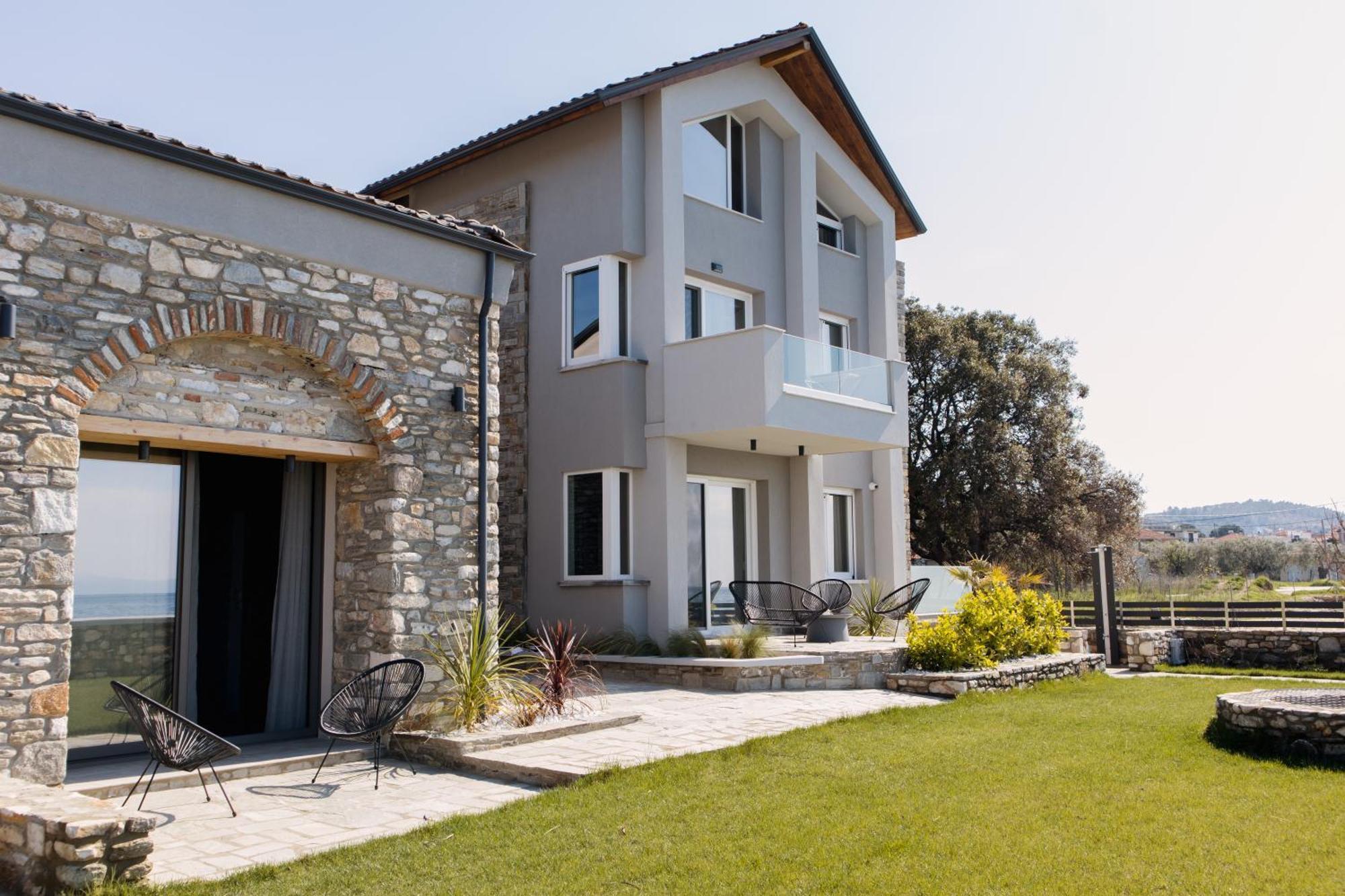 Olive & Sea Luxury Suites Skala Sotiros Exterior photo